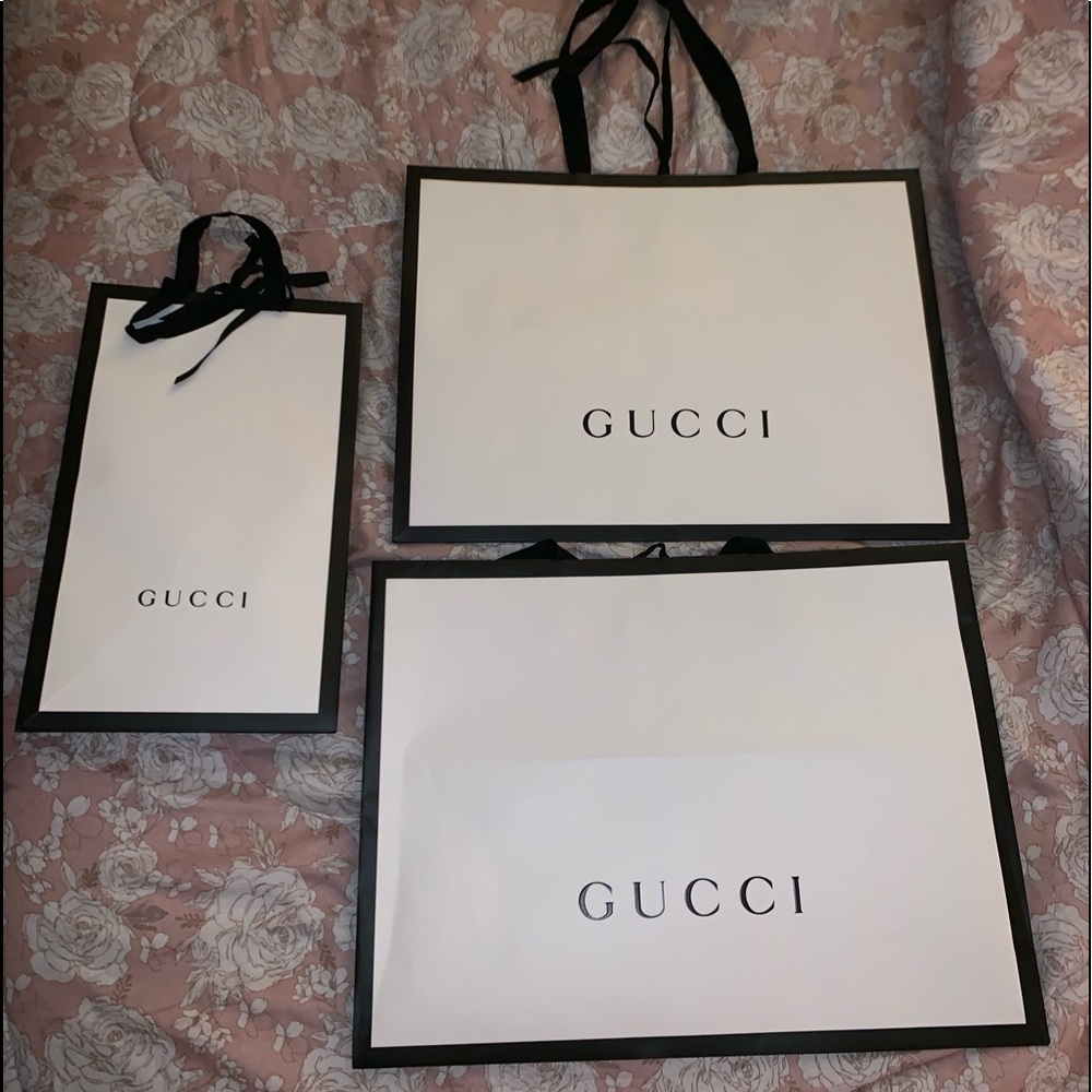 Gucci shopping bags